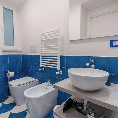 Elite Luxury Bed and Breakfast 4*
